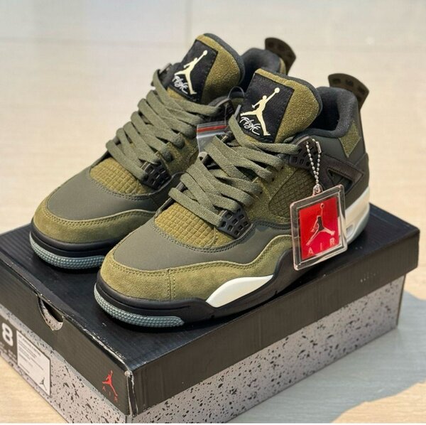 Jordan 4