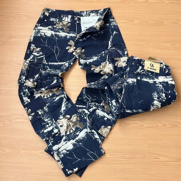 Baggy jeans