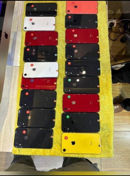 iPhone xr 128 gig