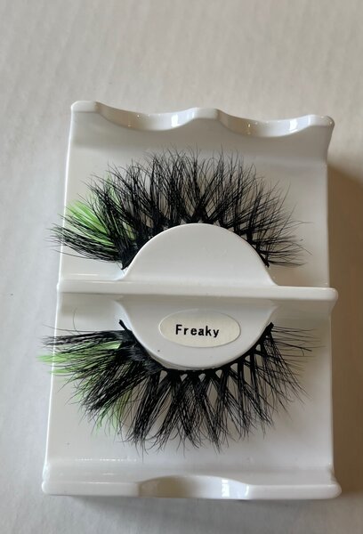 Faux cils