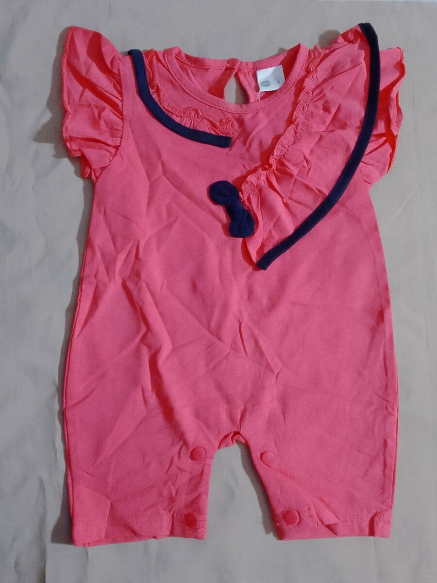 Combinaison bébé fille rose foncé