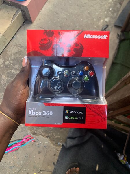 Xbox 360 game pad