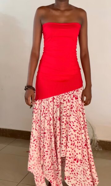 Robe bustier rouge élégante