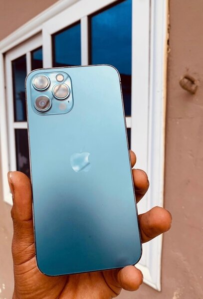 iPhone 12 Pro Max
