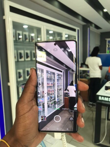 Infinix note 40 pro