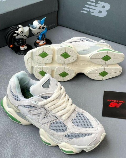 New Balance 9060