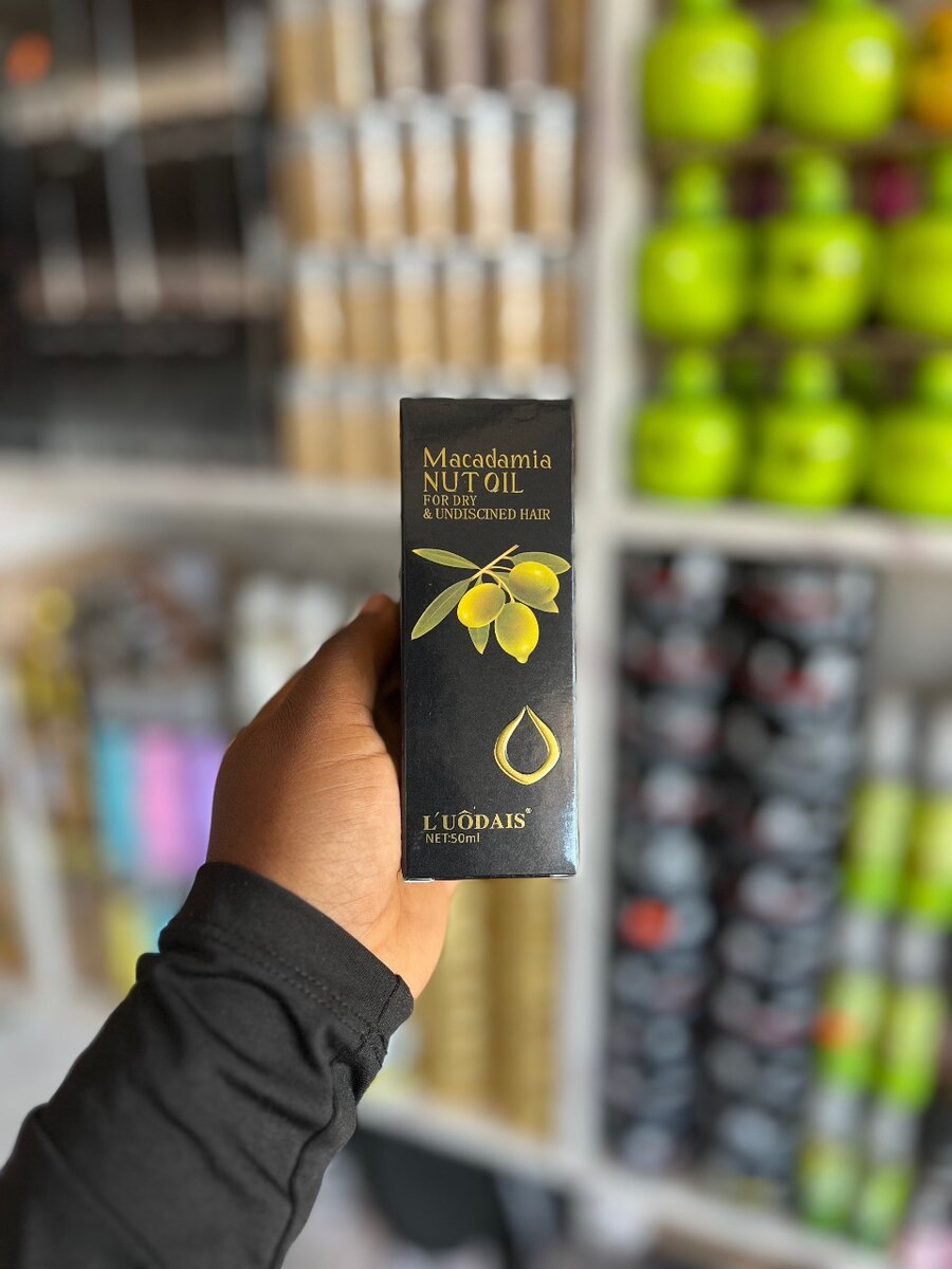 Macadamia nut oil