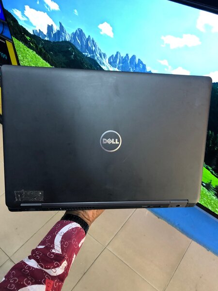 Dell Latitude 5580