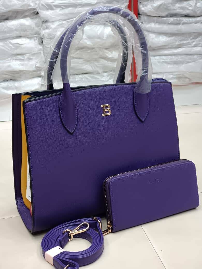 Classic hand bag