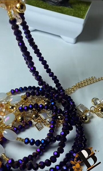 Waist beads