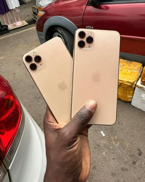 Iphone 11 pro max,64gig and 256gig