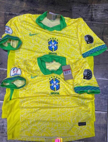 Maillot disponible