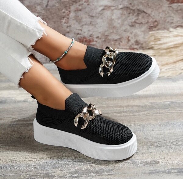 Ladies shoes
