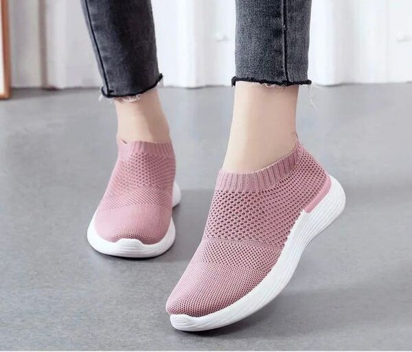 LADIES CASUAL WER