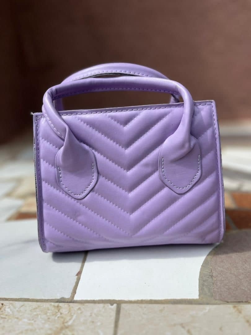 sac à main à la lavande