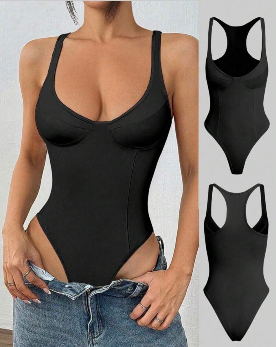 Body noir moulant élégant