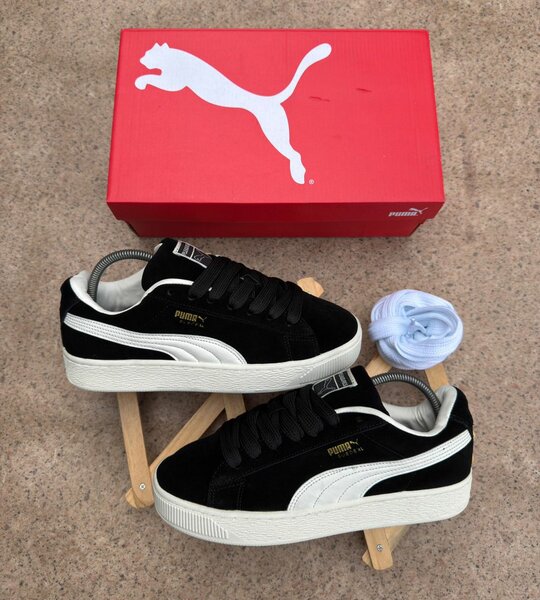 Baskets Puma Suede Classiques Noires