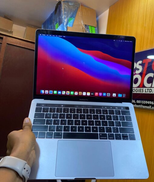 MacBook Air  2016