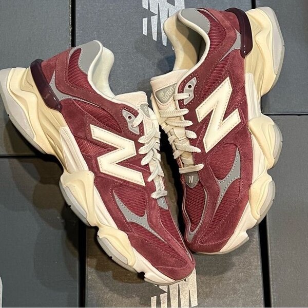 New Balance 9060