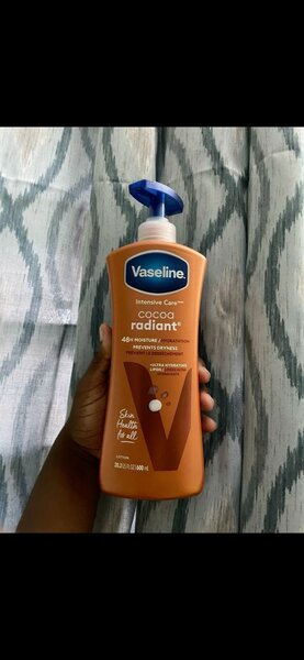 Vaseline  radiant 600ml