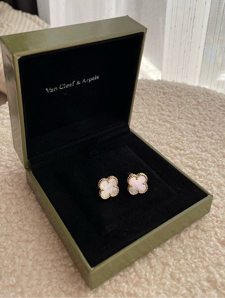 Серьги Van Cleef