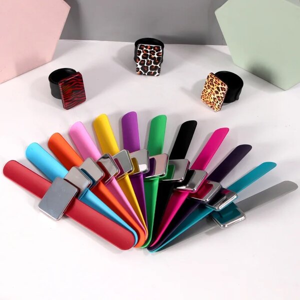 Braiding gel holder