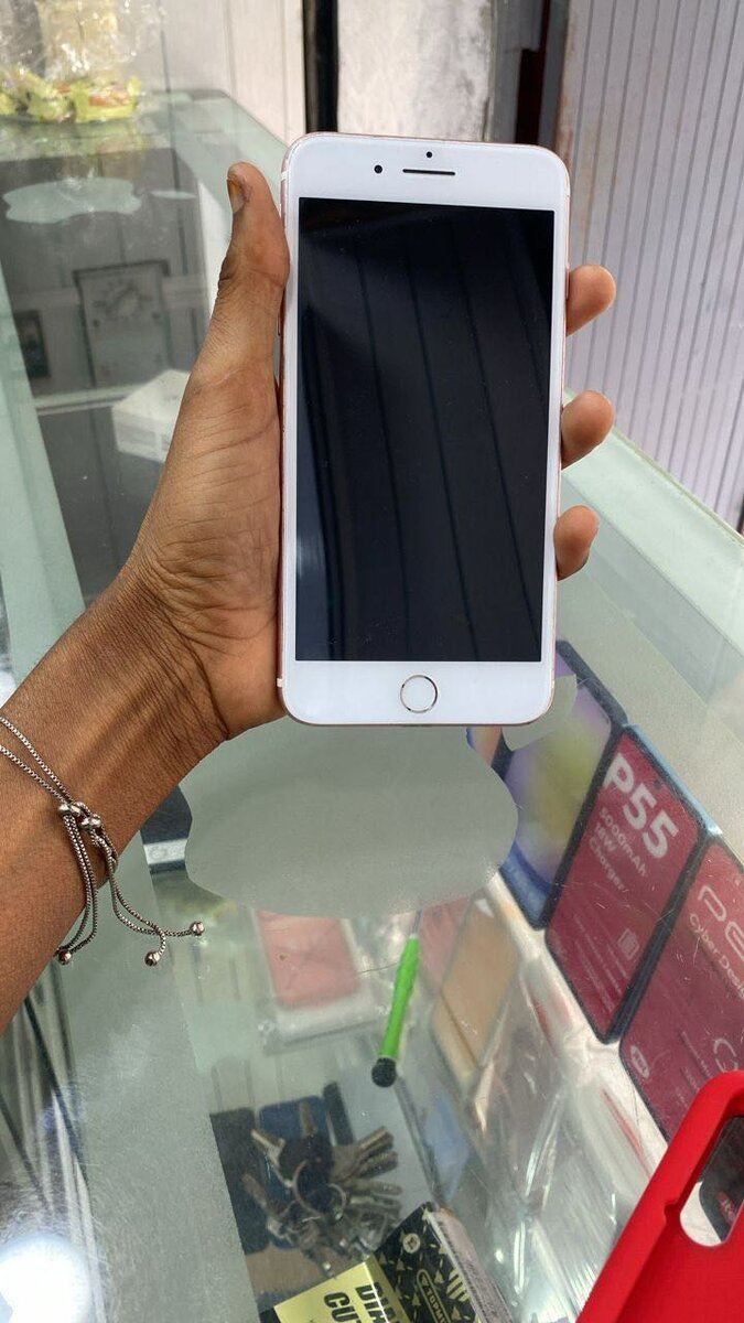 iPhone  7 simple tous passe