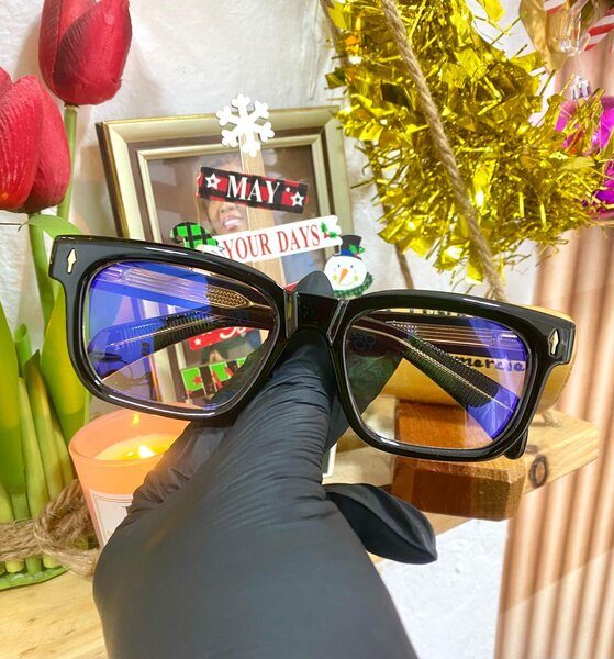 Lunettes mixte.