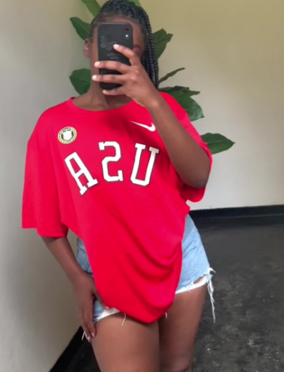 Woman's t-shirts 