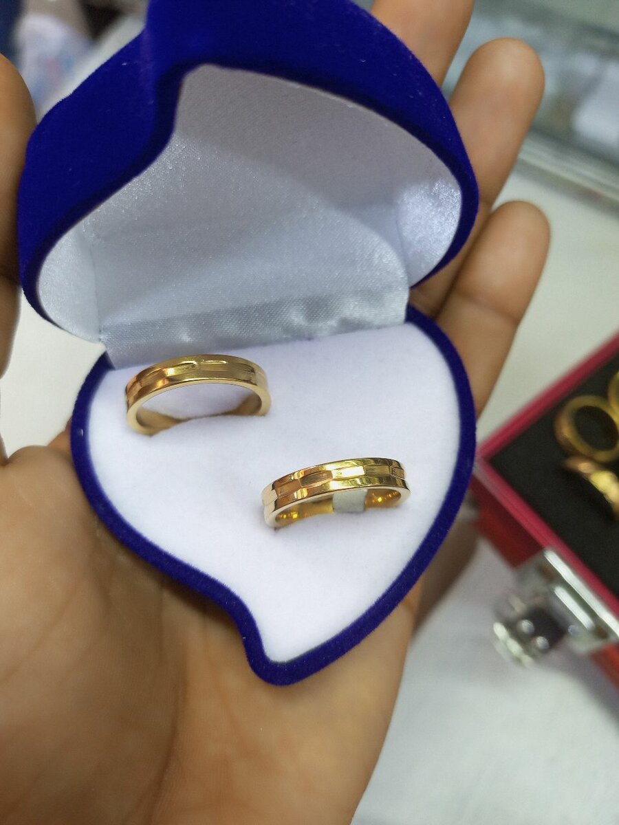 Accessoires de beauté (bijoux bagues)