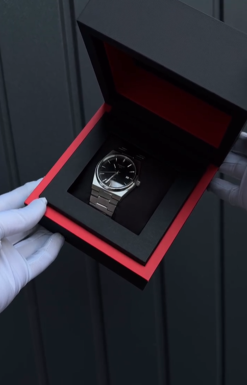 Tissot PRX часы 