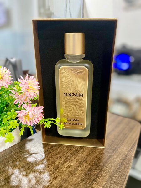 Monument perfume