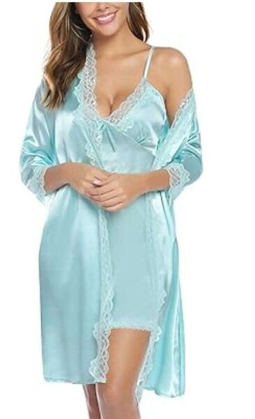 Ensemble lingerie satin dentelle