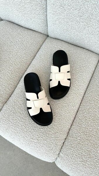 Flip flops