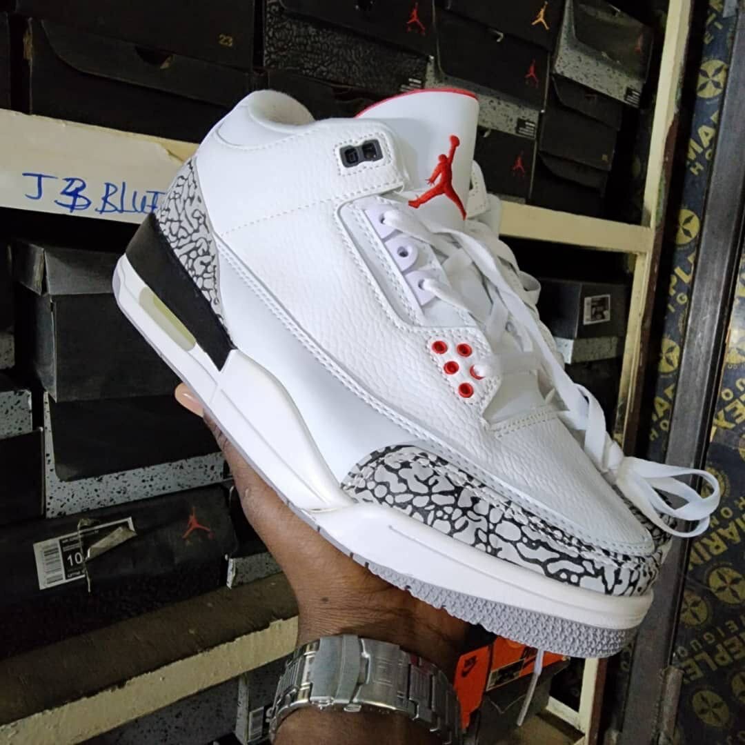 J3 kicks