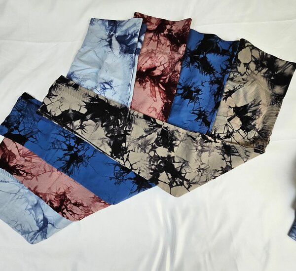 Женский спортивный костюм  размерная сетка М L XL