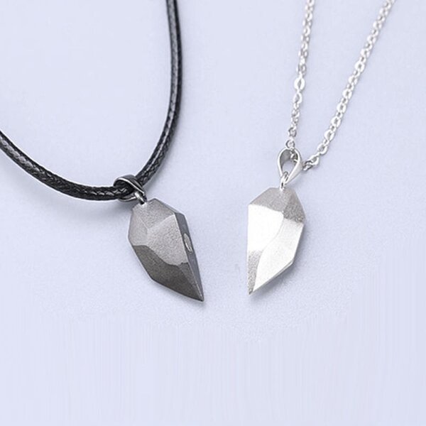 Yin-yang Couple/Bond Necklace