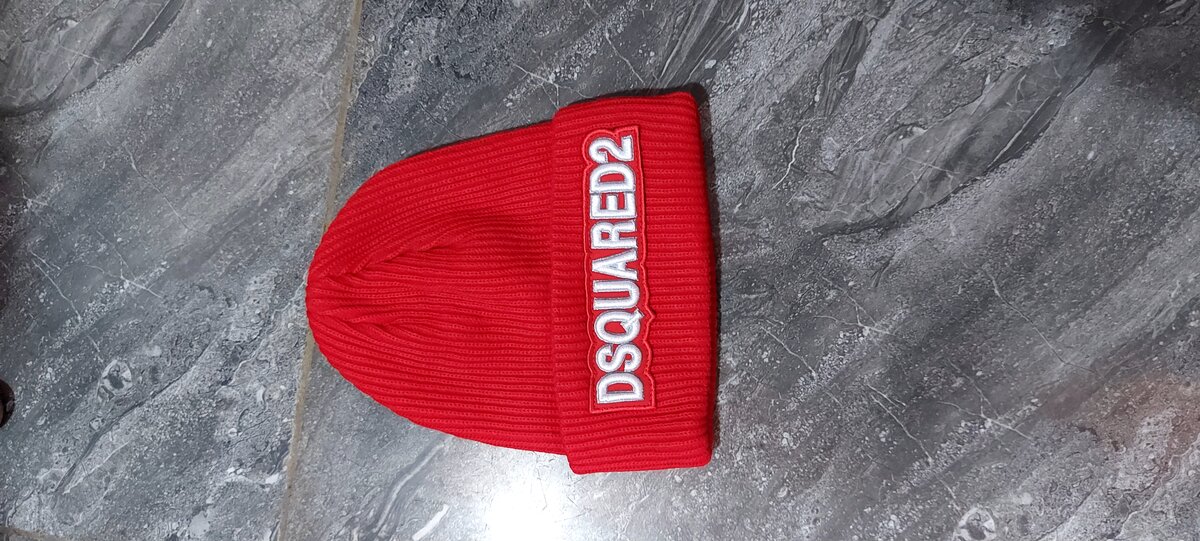 Bonnets de marques