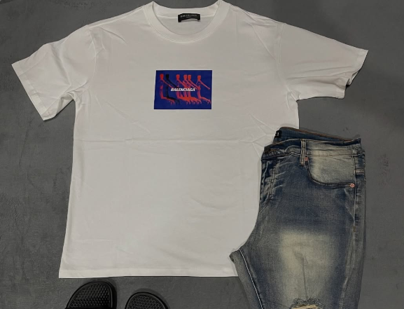 white t-shirt