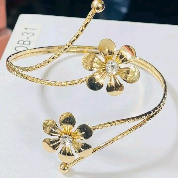 Bracelets de bras