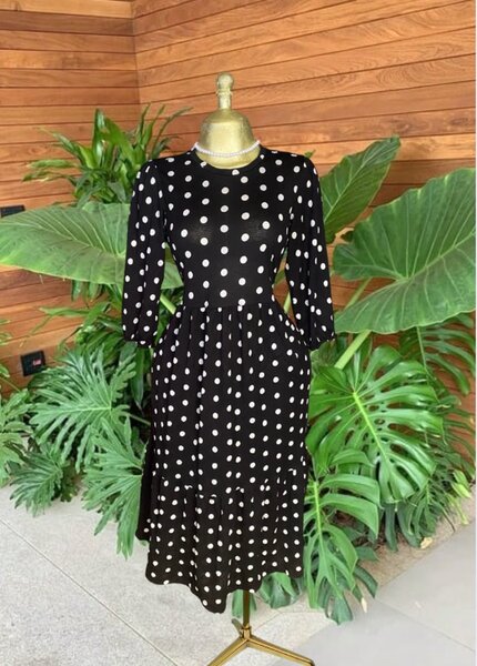 Robe Vintage à Pois Élégante