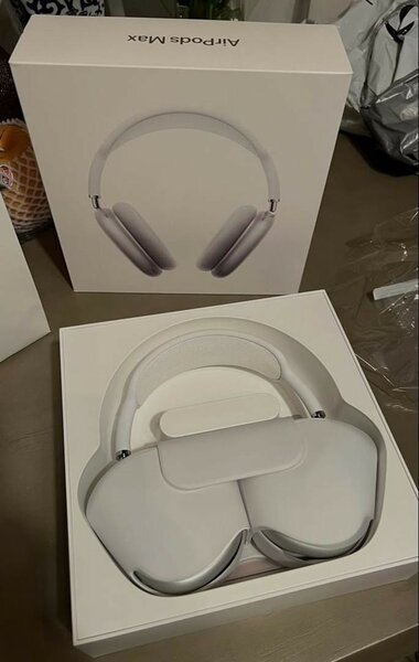 Apple AirPods Max