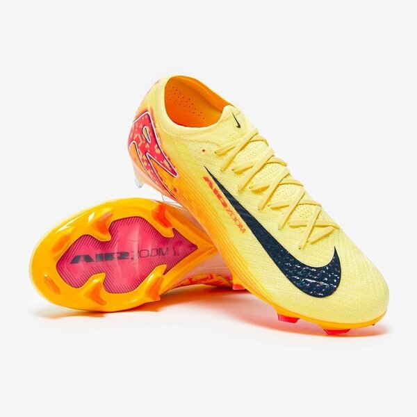 Chaussures de football légères