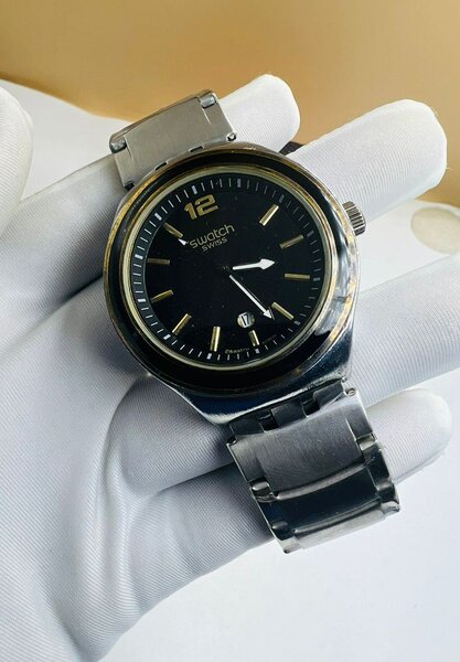 Montre Swatch Homme