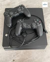 PS4 slim