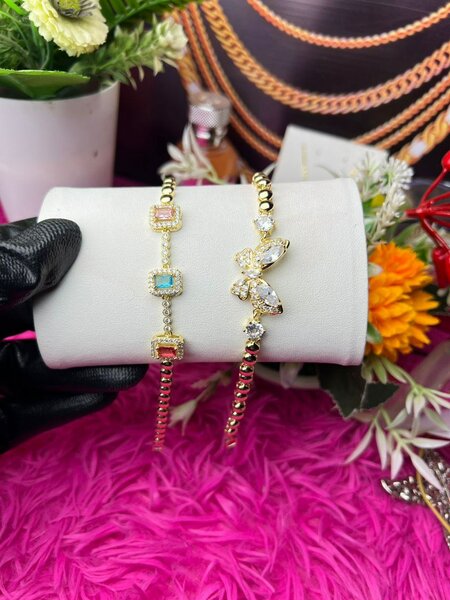 Jewelries