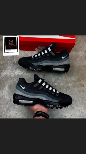 Basket NIKE AIR MAX authentique avec sa boîte