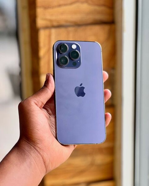IPHONE 14 pro