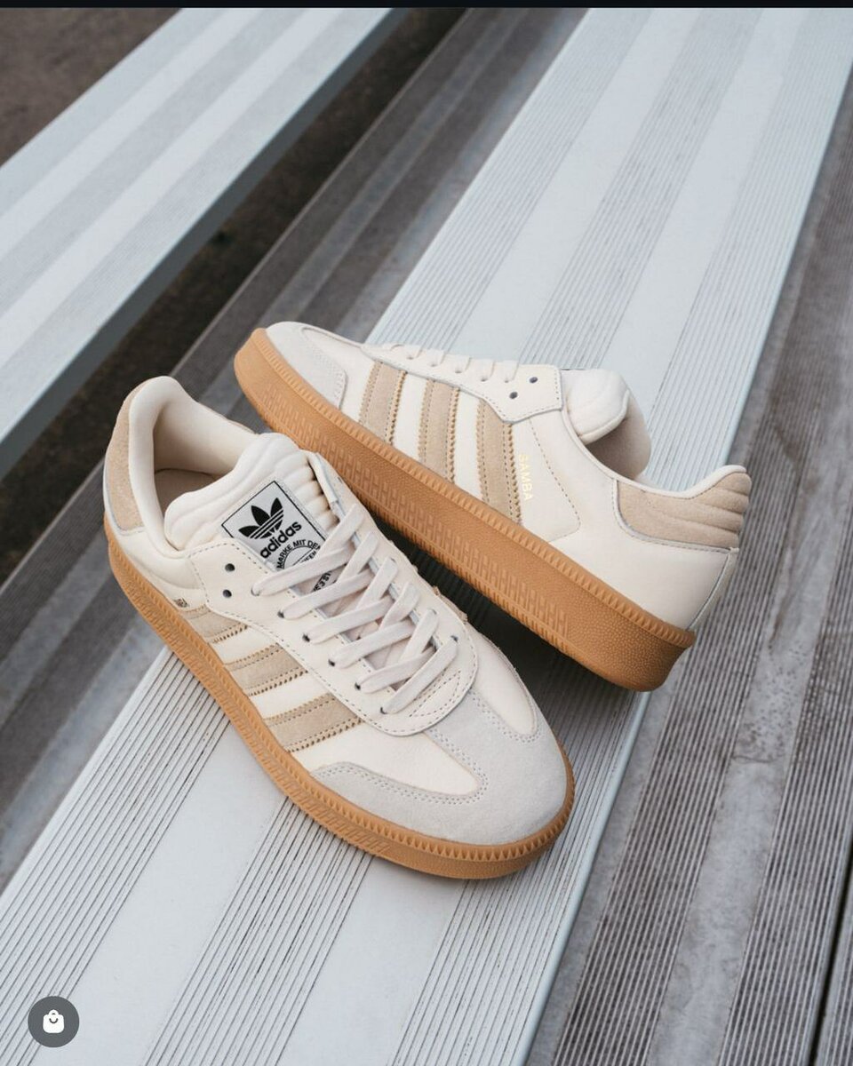 Fashion sneakers