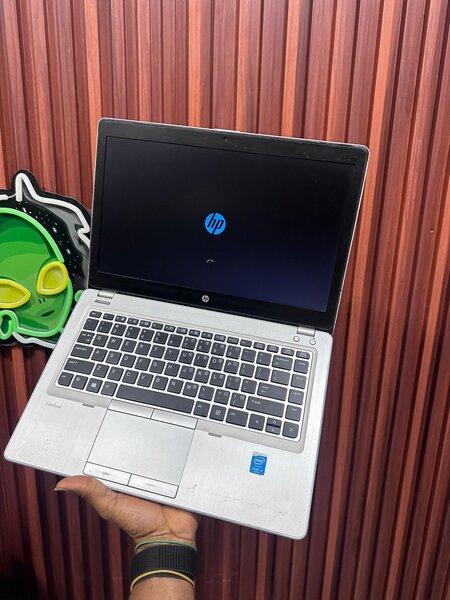 HP ELITEBOOK FOLIO